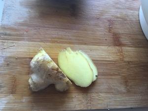 玉米香菇猪肉饺子的做法 步骤5