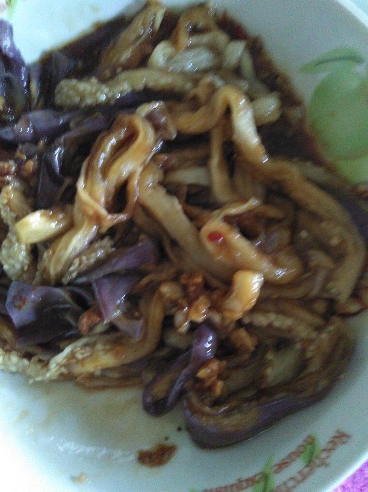 夏日凉拌蒸茄子