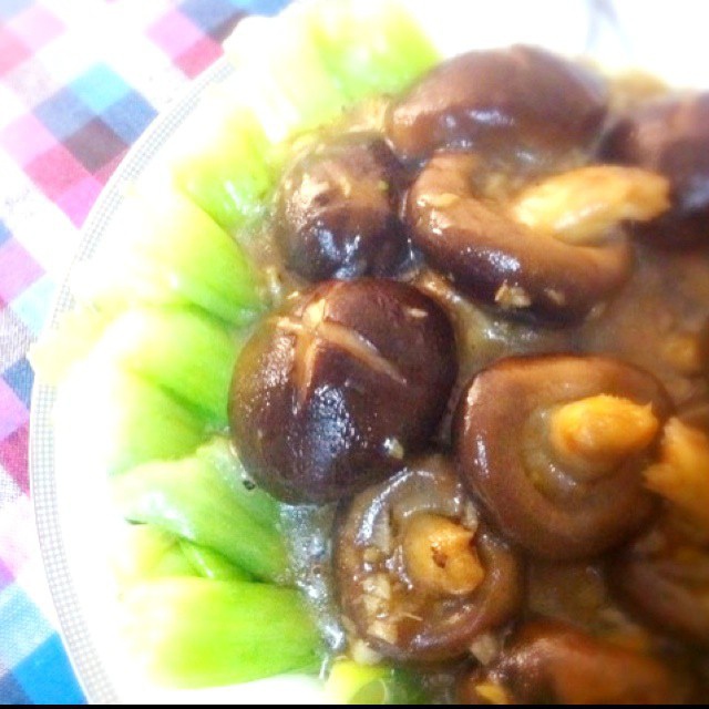 香菇扒油菜
