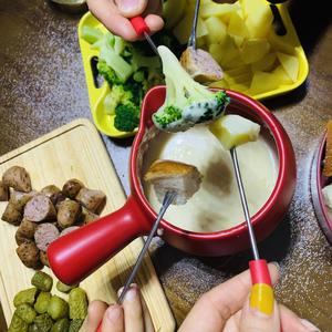 瑞士奶酪火锅Fondue的做法 步骤4