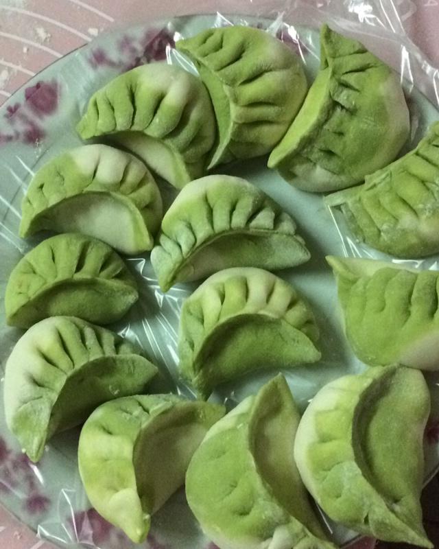鲜肉锅贴