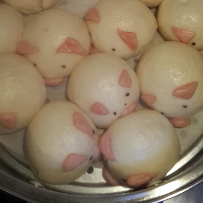 可爱的小猪豆沙包