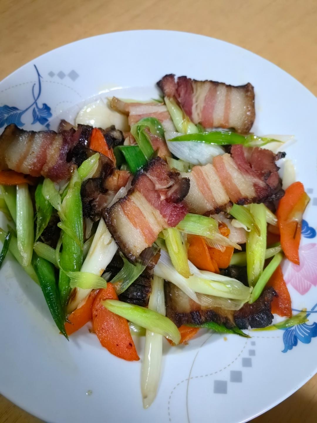 家常炒腊肉