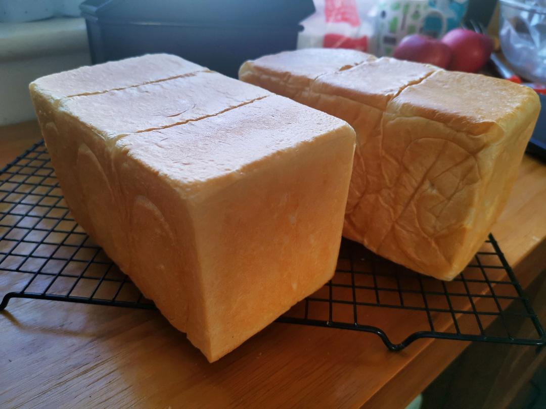 软到拿不起来的生吐司