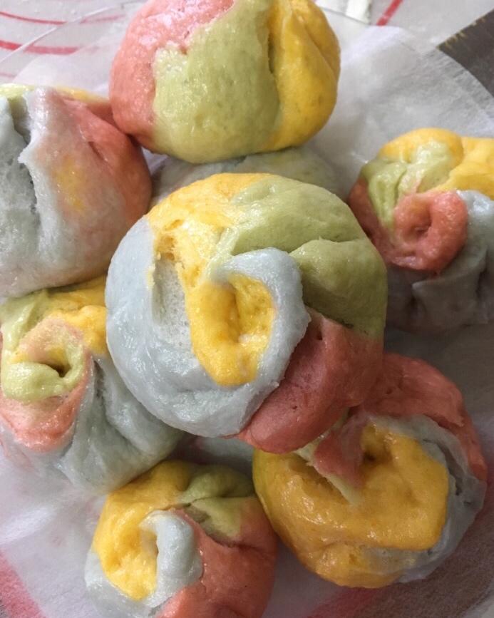 彩虹包子