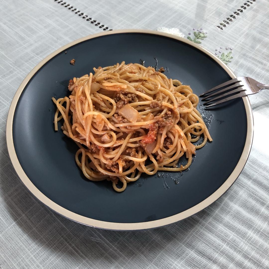 番茄肉酱意大利面