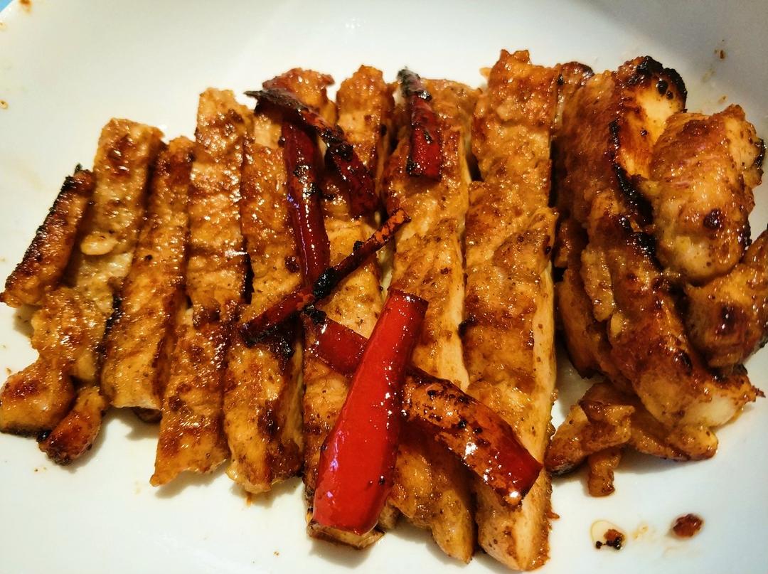 酷炫屌炸天好吃的煎鸡胸肉（香蒜蜂蜜煎鸡胸肉）