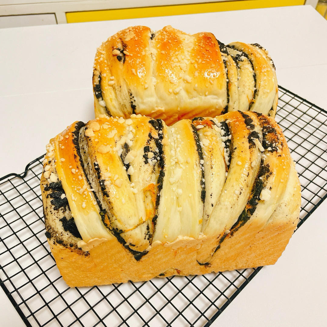 养生黑芝麻核桃吐司