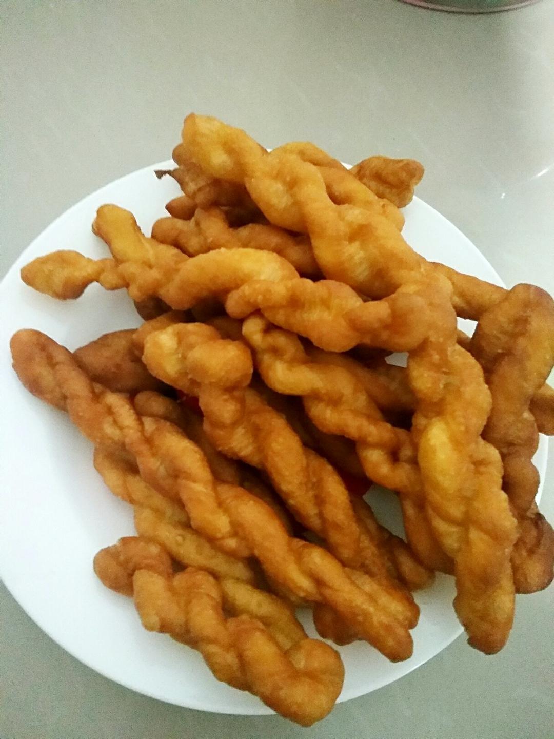 简单酥脆小麻花