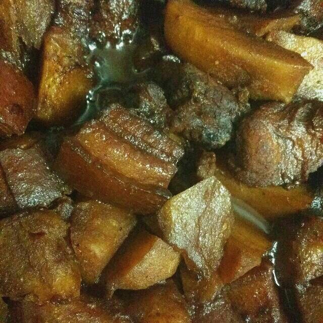 川味土豆红烧肉