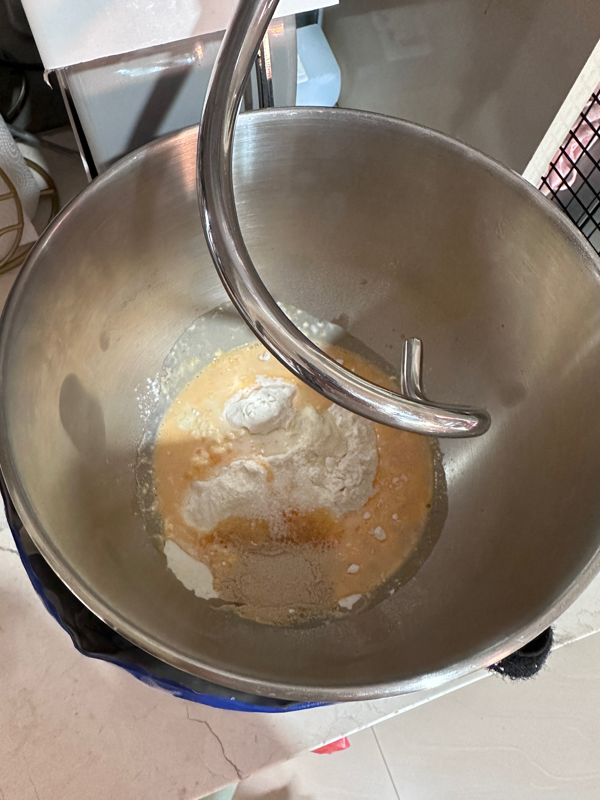 椰蓉脆底小面包，一口一个不吱声的做法 步骤1