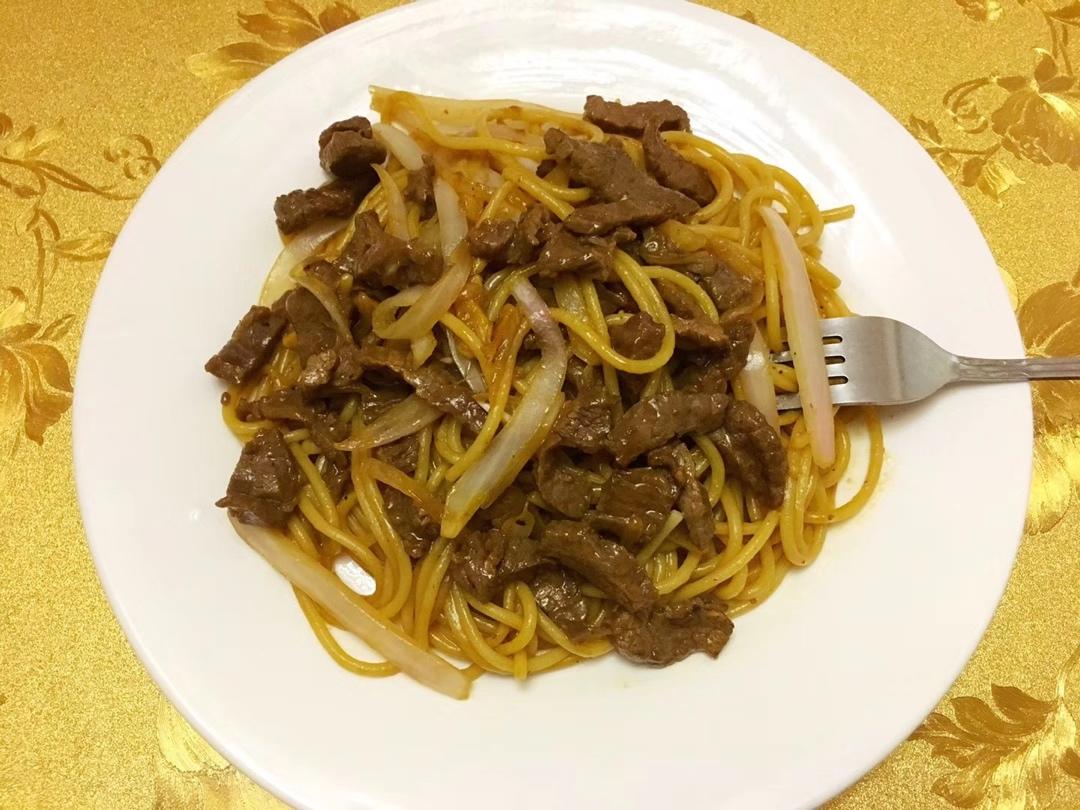 黑椒牛肉意面