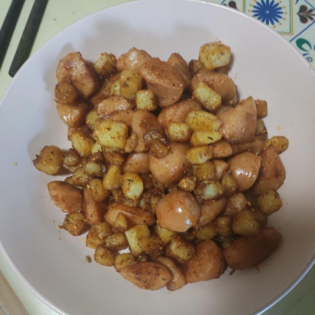 烧烤风味的土豆小香肠
