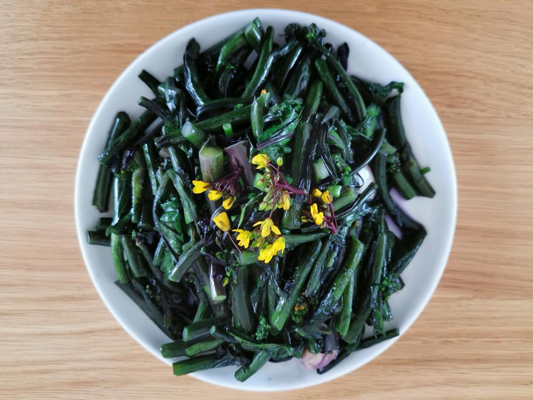 清炒红菜苔