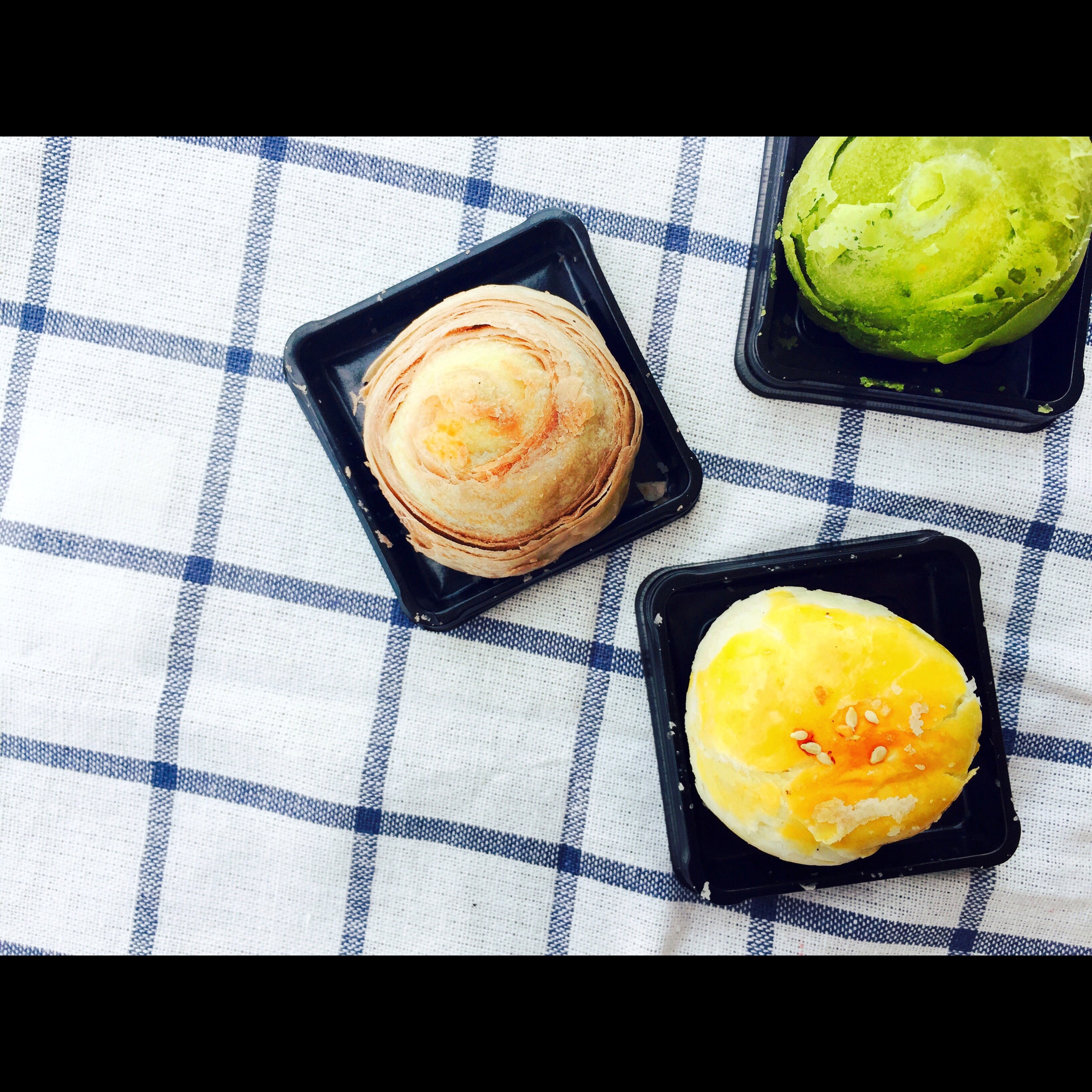 蛋黄酥~紫薯、抹茶、原味~花好月圆，中秋快乐~内附一次做六色蛋黄酥方法~