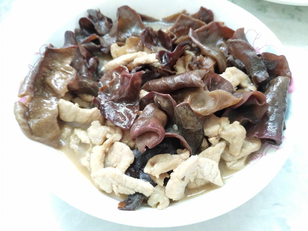 木耳炒肉