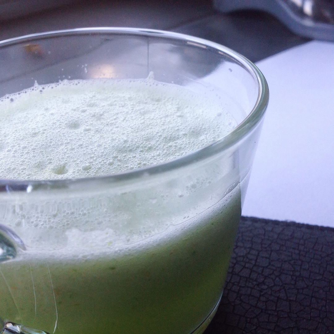 ◣芹菜汁◢一周的超级排毒计划