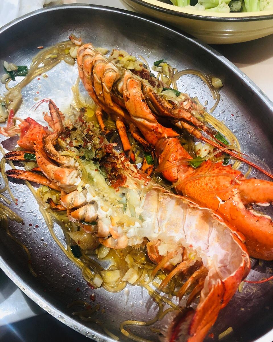 蒜蓉龙虾蒸粉丝