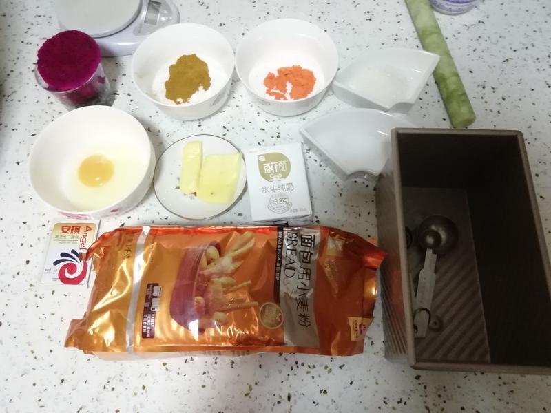 纯奶手撕吐司的做法 步骤1