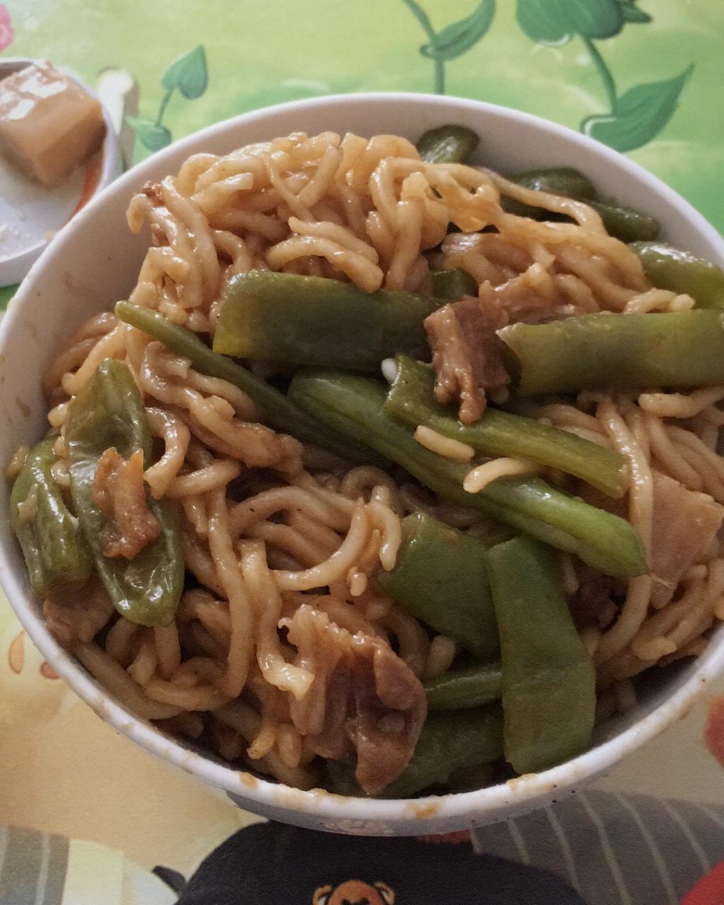 豆角焖面