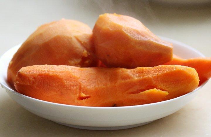 真水～无香做的蒸红薯