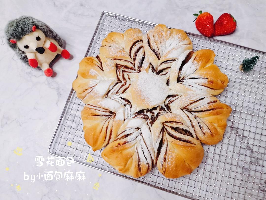 ins风圣诞节雪花豆沙面包---错过了夏天的风秋天的雨 不能再错过冬天的雪花
