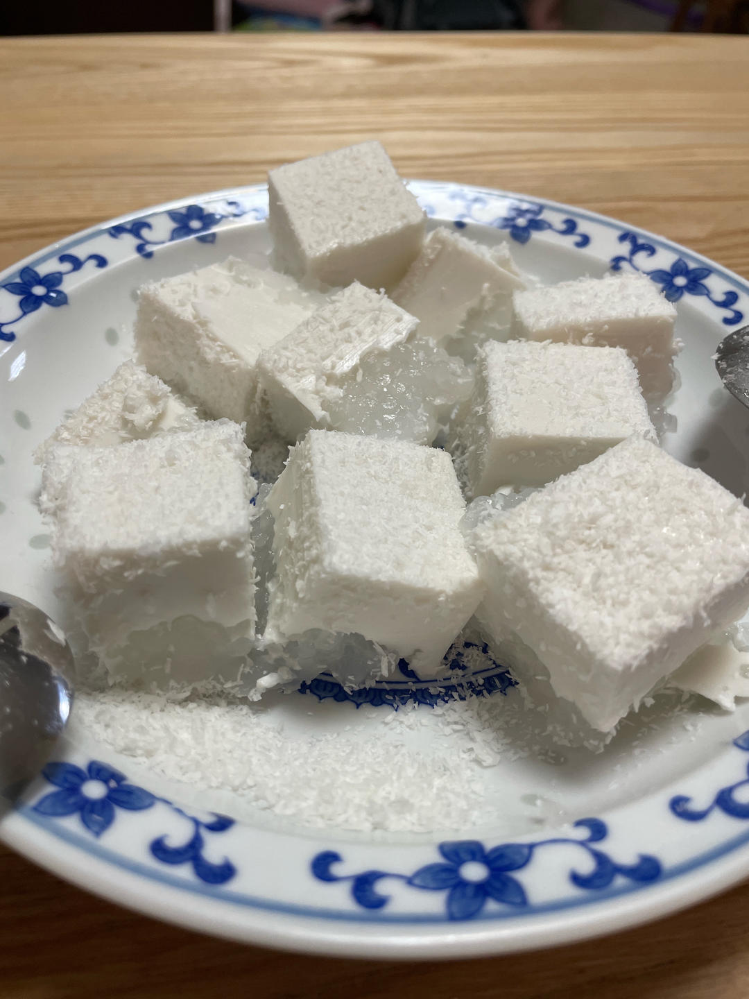 免烤箱！清凉西米椰奶冻