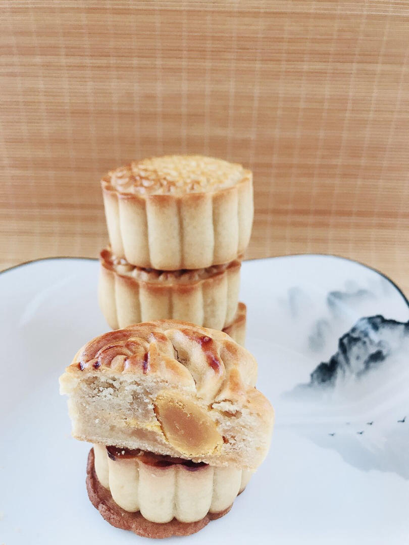 广式月饼(莲蓉/香芋/奶黄/黑芝麻馅/50克 ,回油快,不裂口)