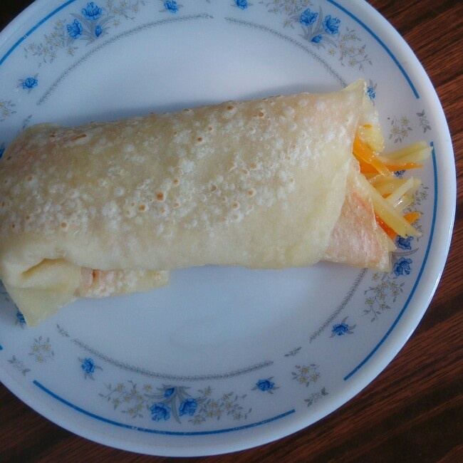 土豆丝鸡蛋卷饼