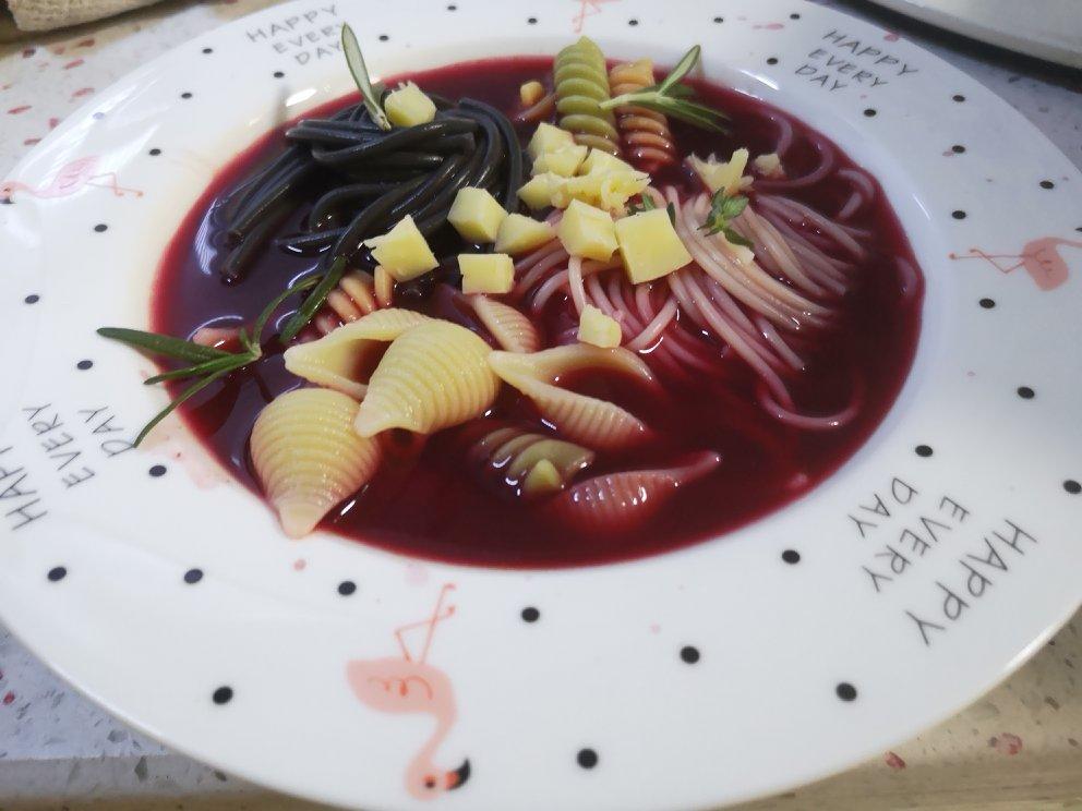 手机用户9337_6f2t做的女巫汤意面——电影《喜欢你》收割男神金城武