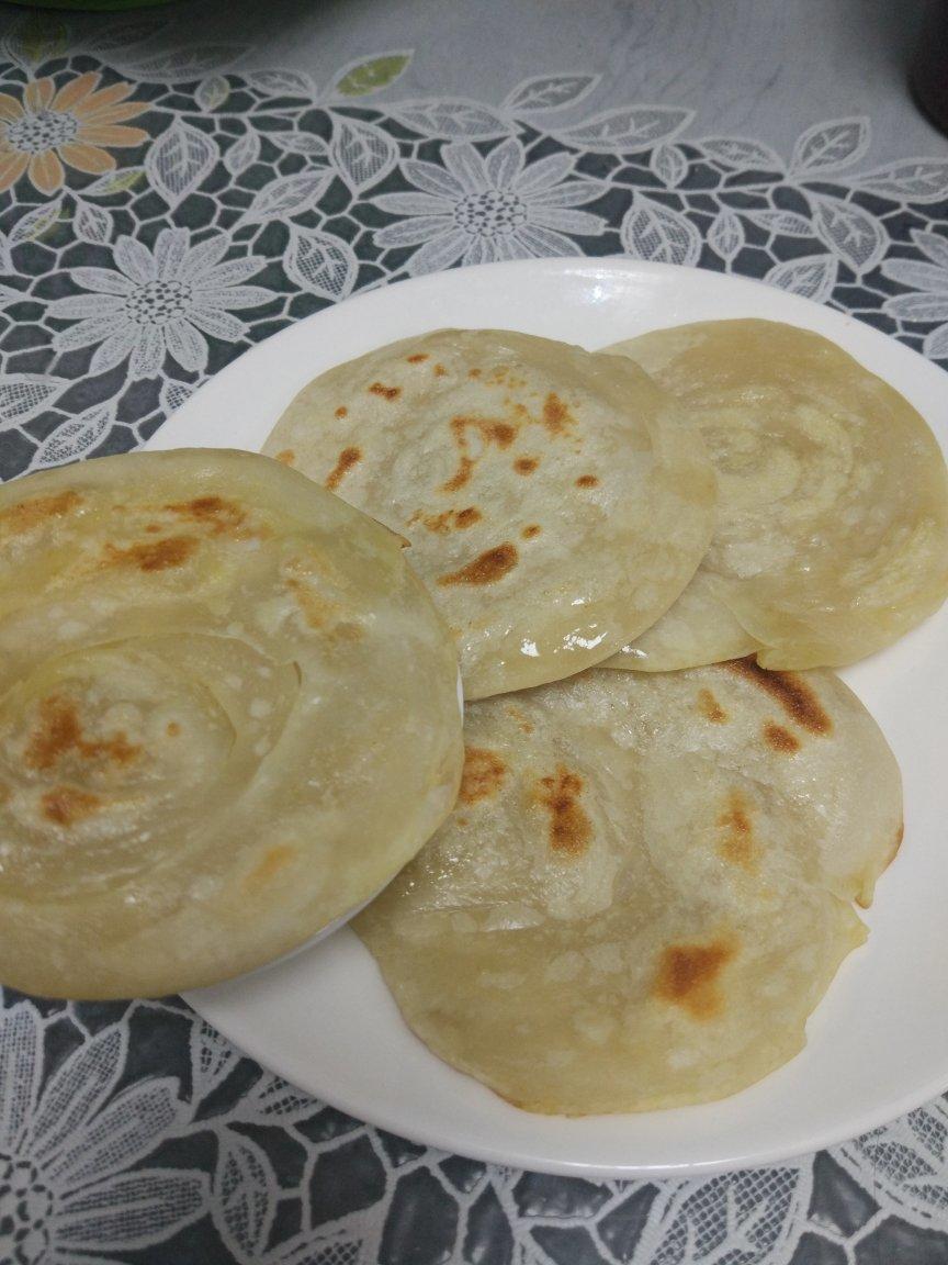 家常小油饼 凉了也不硬 柔软多层 附细节视频详解