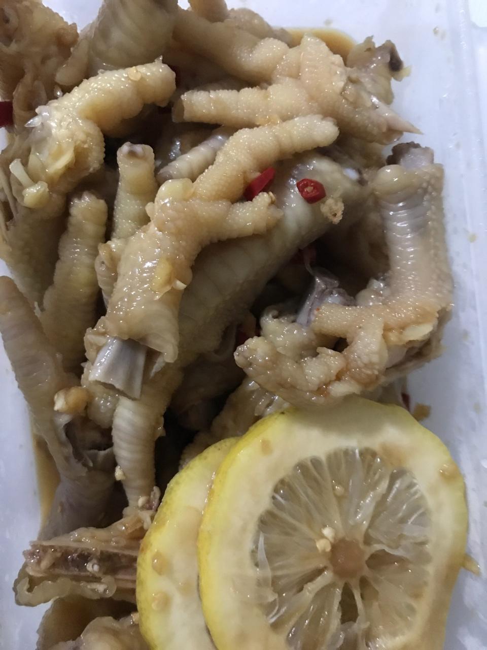 酸辣鸡脚๑