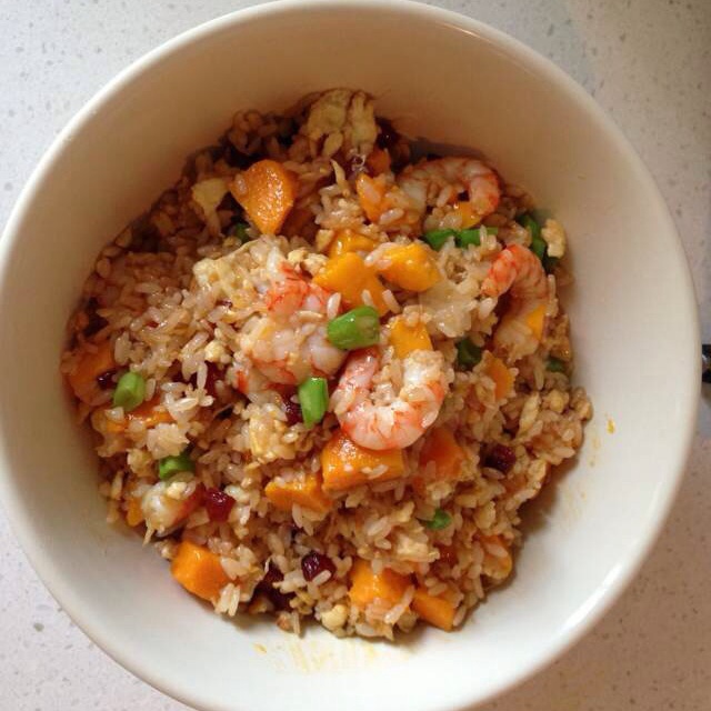 虾仁鸡蛋炒饭