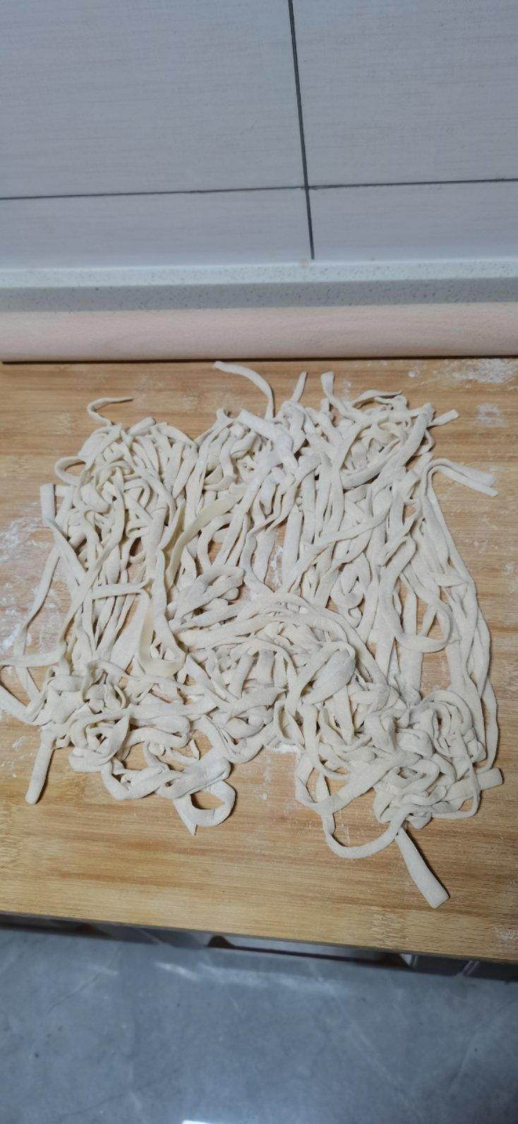 周妞子做的快手纯手工擀面条