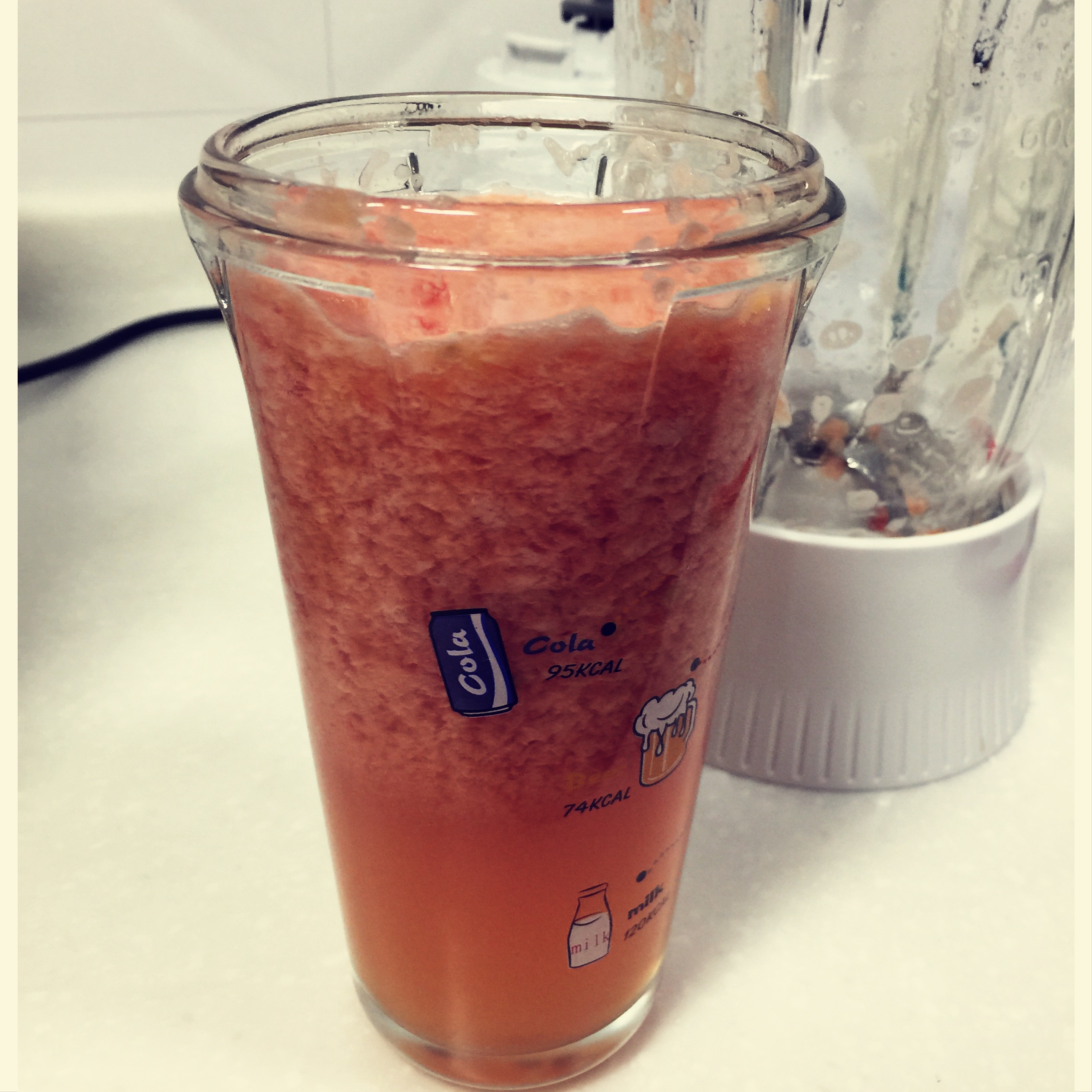 西红柿苏打汽水果汁