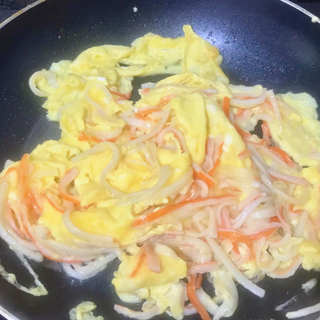 蟹柳滑蛋！鲜嫩到爆！