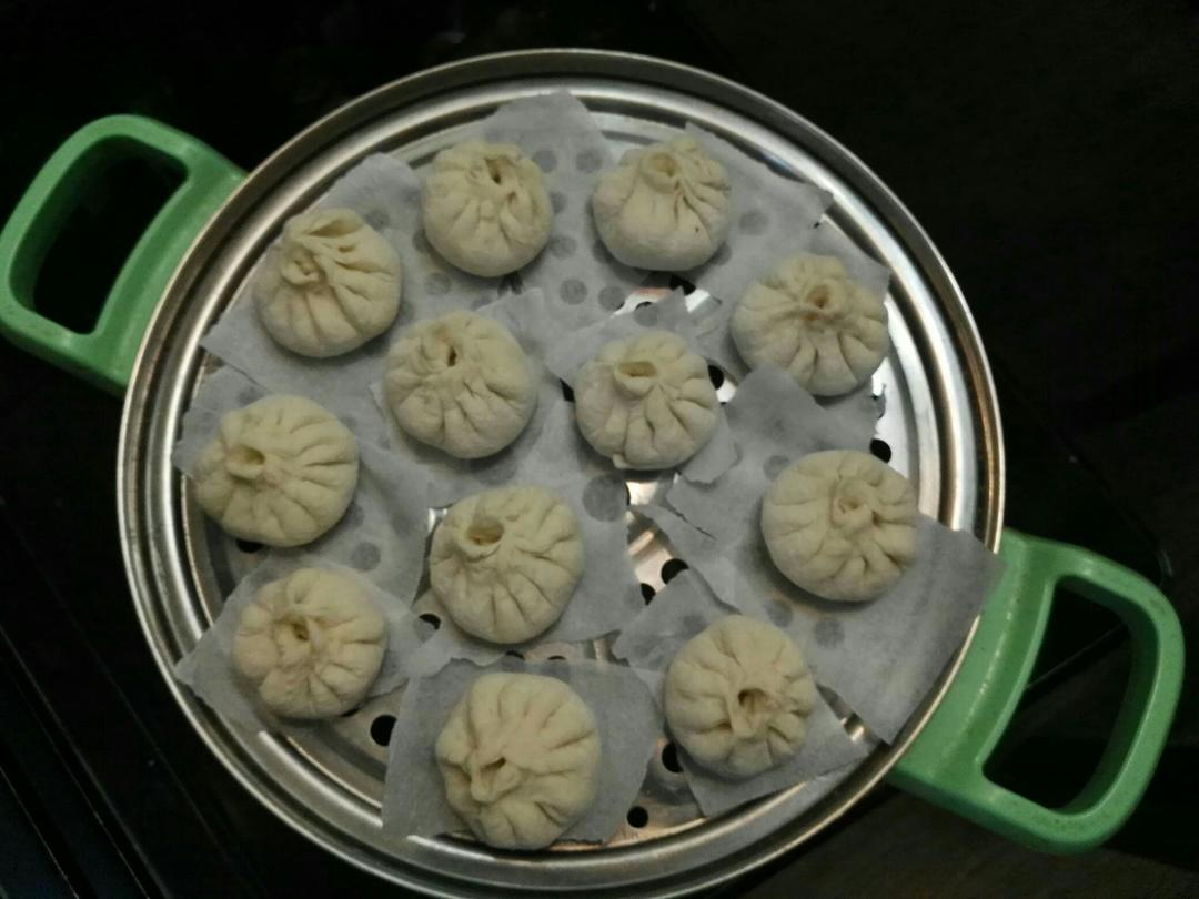 肉包子,杠杠的