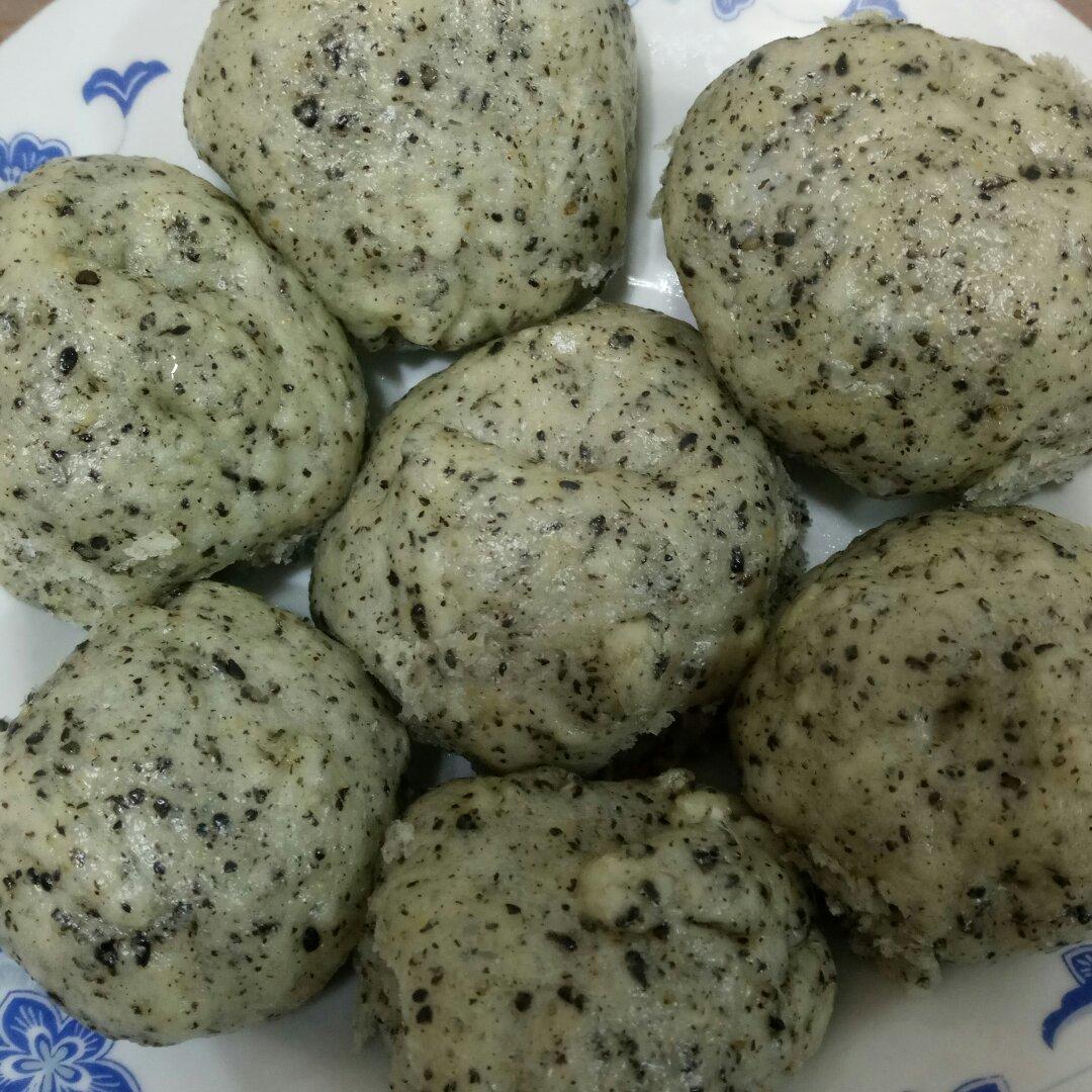 奶香黑芝麻馒头