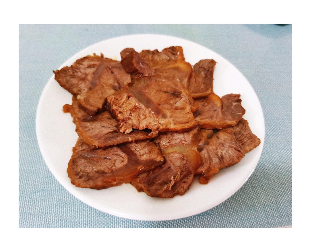 卤牛肉