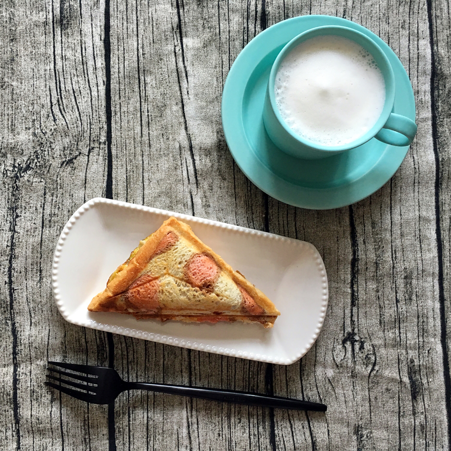 蔬菜欧姆蛋三明治