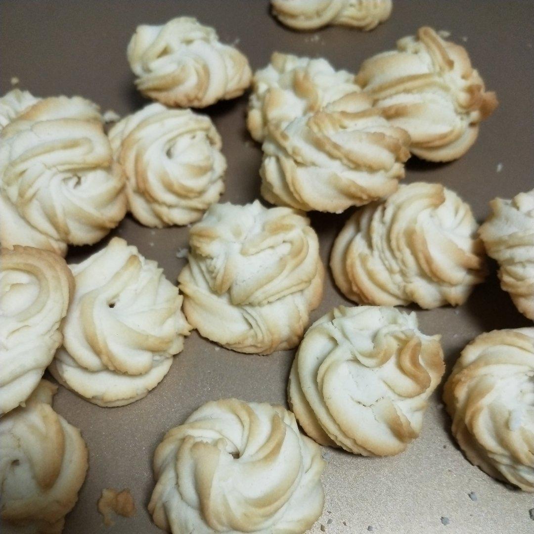 让人无法抗拒的奶香黄油曲奇