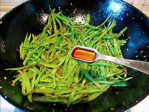 超级下饭的青椒扁豆丝❗️好吃不胖～的做法 步骤8