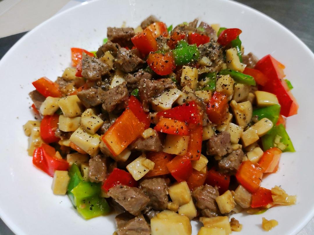 家常菜~杏鲍菇烧牛肉粒