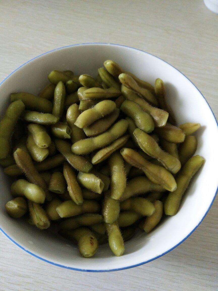 盐水煮毛豆
