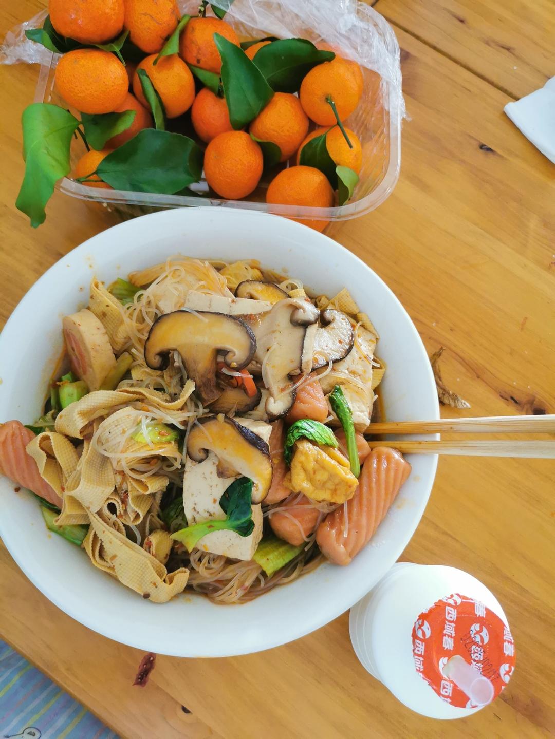 冬天怎么少得了砂锅米线，做法简单！！