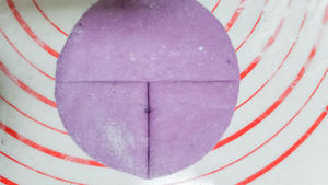 紫薯贝壳馒头的做法 步骤5