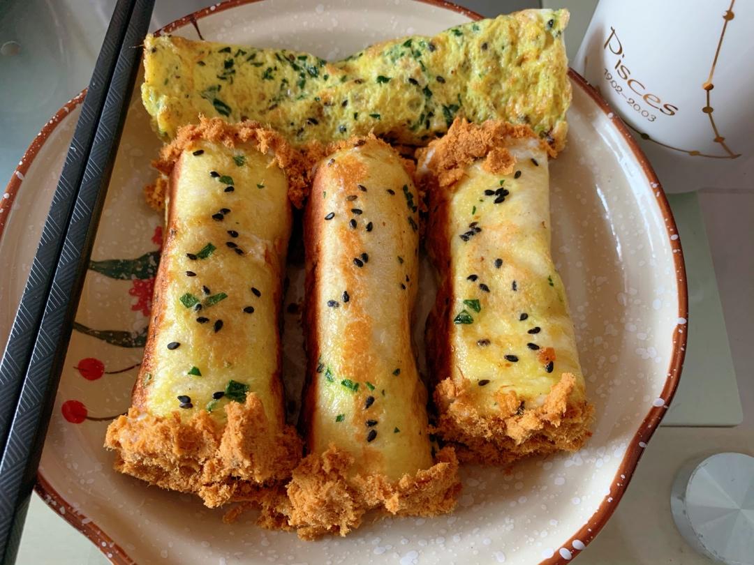 会拉丝的肉松芝士吐司卷