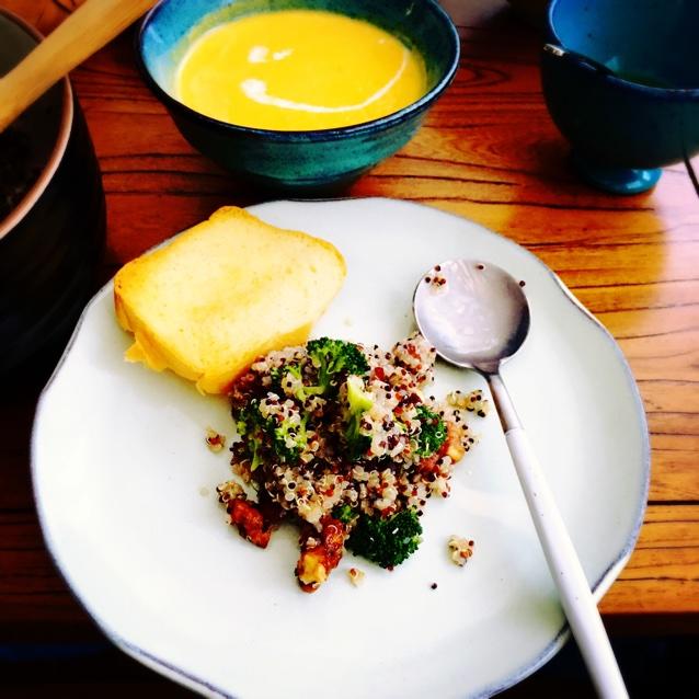 蔓越莓坚果风味藜麦沙拉Cranberry Quinoa Salad with Candied Walnuts