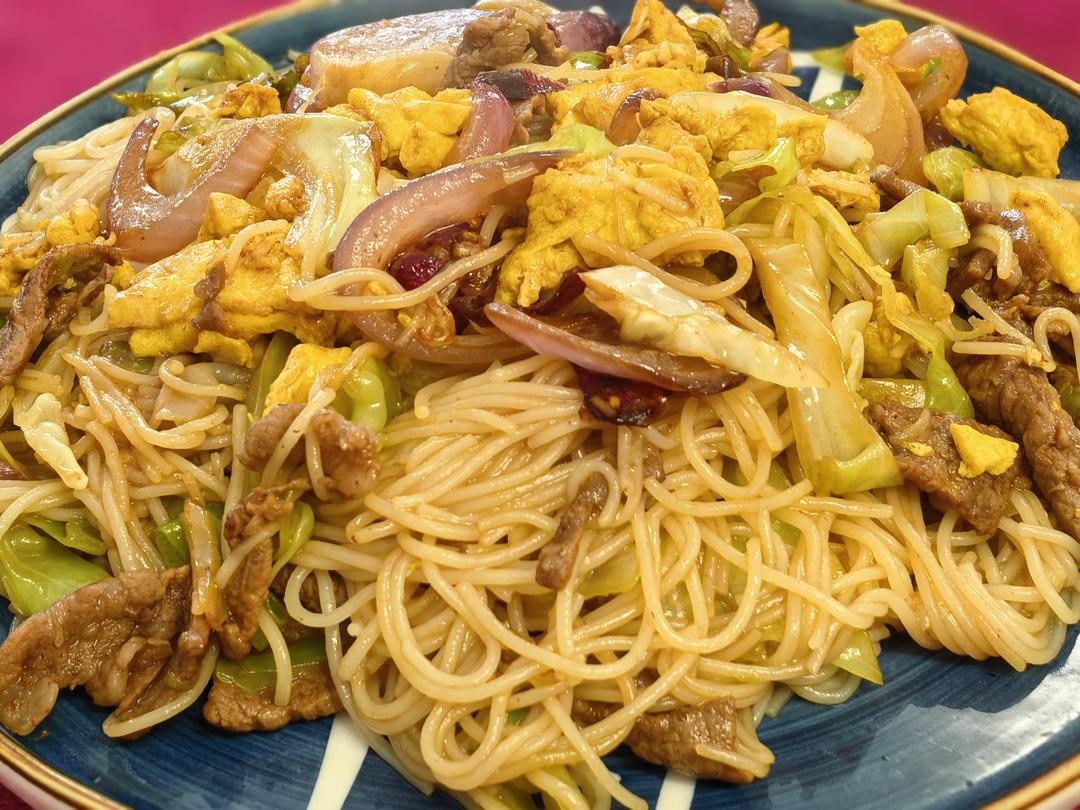 大牌档炒米粉