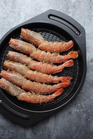 香烤阿根廷红虾的做法 步骤4